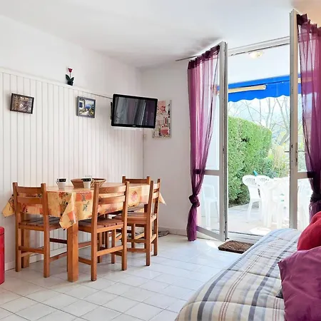T2 Cabine, 6 Couchages, Terrasse Ouest, 100m Et Commerces, Parking Privatif - Fr-1-251-530 Le Lavandou